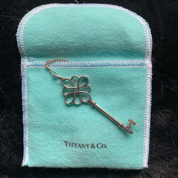 Tiffany & Co XL Open Knot Key w/ 30” Bead Chain - Picture 1 of 5